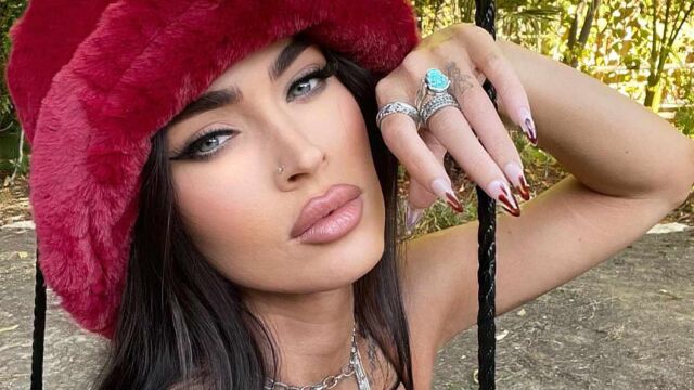 Снимка: Фенове критикуват Меган Фокс за селфита: А децата ти къде са?