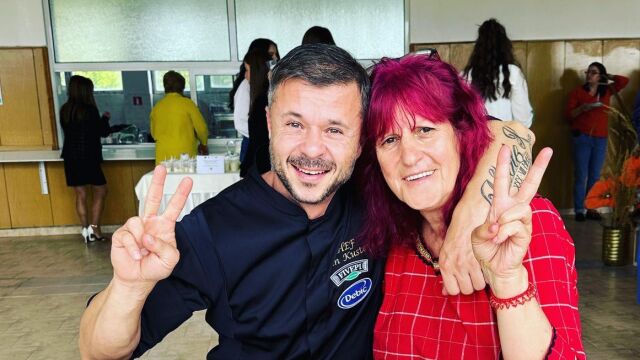 Снимка: Шеф Кустев и баба Дешка готвиха заедно – традициите срещат фюжъна