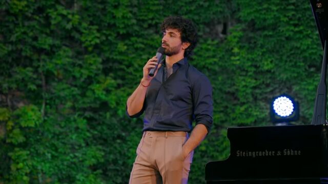 Снимка: Евгени Генчев за филма, посветен на концерта му във Варна: Да си припомним тези красиви спомени!