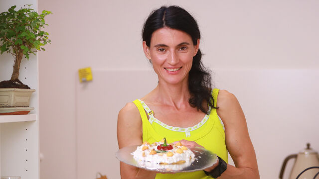 Снимка: FIT LADY: Вкусна и засищаща рецепта за солен чийзкейк с червени чушки (ВИДЕО)