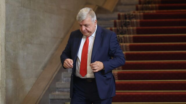 Снимка: Министър Генов за наводненията в 