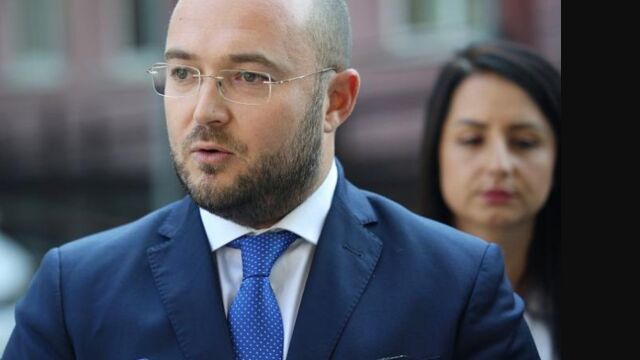 Снимка: Правосъдният министър лиши от правоспособност трима нотариуси, а четвърти е с предупреждение 