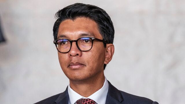 Снимка: Президентът на Мадагаскар избяга от страната