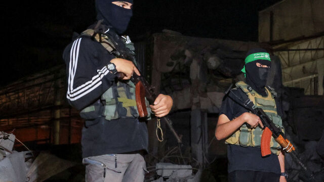 Снимка: „Хамас“ и „Хизбула“ осъдиха убийството на аятолах Али Хаменей