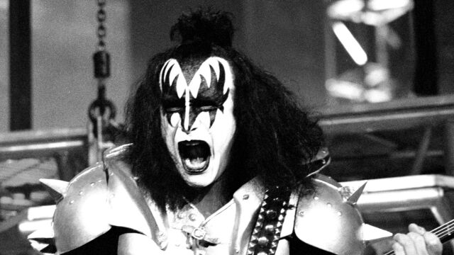 Снимка: В памет на Ейс Фрели: 10 значими факта за покойния китарист на KISS (СНИМКИ + ВИДЕО)