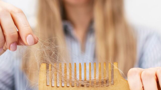 Снимка: Есенен косопад: Колко дълго трае и как да се справим с него