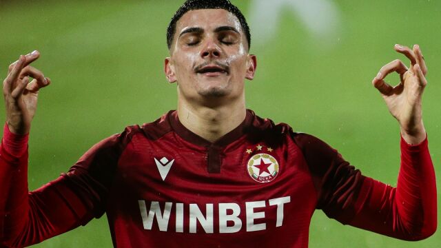 Снимка: Глътка въздух! ЦСКА направи Берое боксова круша!