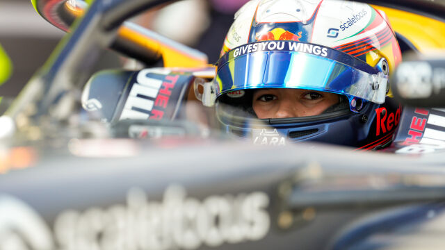 Снимка: Никола Цолов дебютира във Формула 2 след месец?