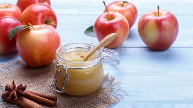 Снимка: Ябълки или пюре от ябълки: Кое е по-хранително?