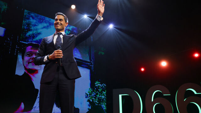 Екзитпол: Победа за центристката партия Д66 на изборите в Нидерландия