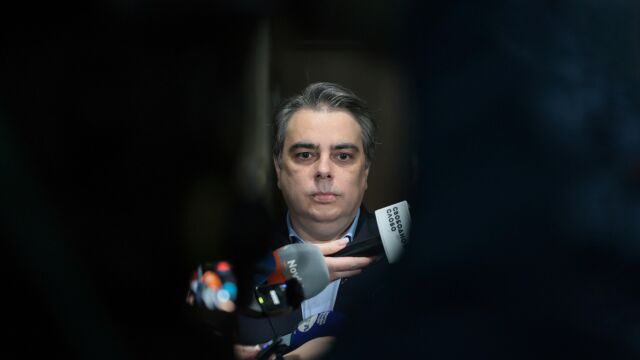 Асен Василев: След като Борисов достигна пенсионна възраст, разбра, че е добре да се вдигат пенсиите