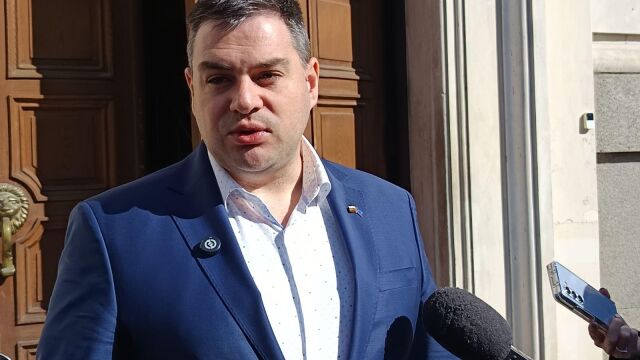 Снимка: Още един заместник-кмет напуска екипа на Васил Терзиев