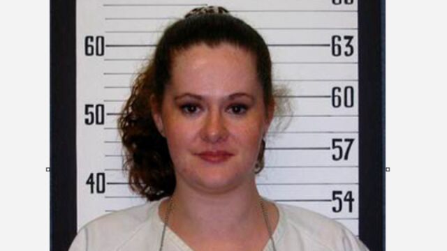 Криста, която оцеля след две смъртоносни инжекции, е в критично състояние. След първата доза - говорела и пеела
