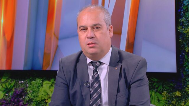 Снимка: Чавдар Ангелов за ремонта на Шипка: Паметникът не е от гранит, над 380 каменни блока ще се подменят