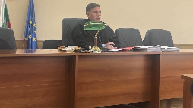 Снимка: Къде е оръжието от убийството на Илиян Филипов? Нито жертвата, нито обвиняемият имали разрешително