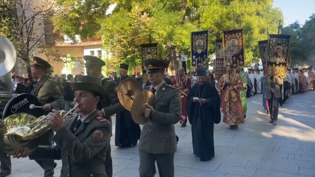 Снимка: Денят на Стара Загора: Градът празнува с мощите на Св. Климент Охридски