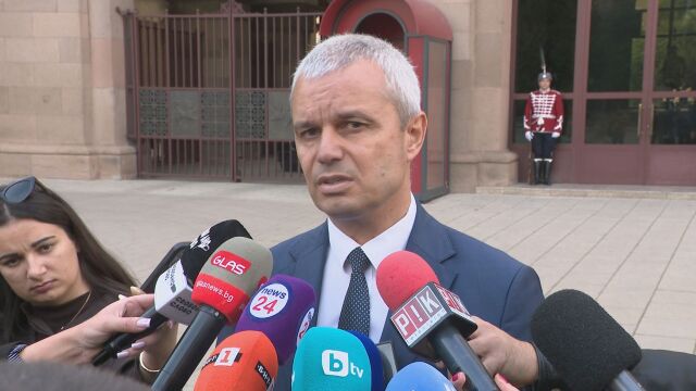Снимка: Костадинов след КСНС: Становището на Илияна Йотова буди повече въпроси, отколкото отговори