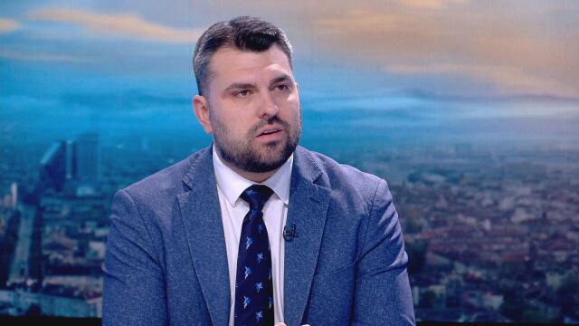 Снимка: Георг Георгиев: Правителството бърка в мекушавата си, безгръбначна позиция по отношение на Русия