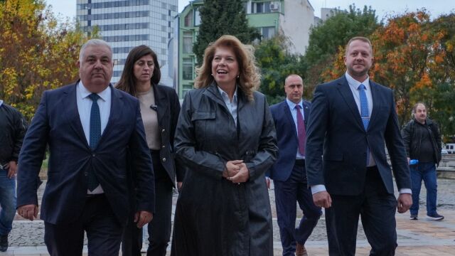 Снимка: Илияна Йотова: Искам да бъда българският президент на мира