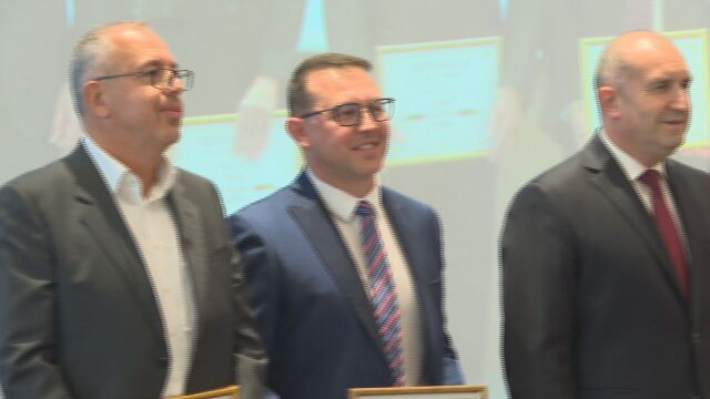 Снимка: Над 800 са медиците, отличени в „Лекарите, на които вярваме“