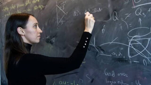 Ами ако Вселената е холограма? „Следващият Айнщайн“ е по следите на откритие, което може да преобърне физиката