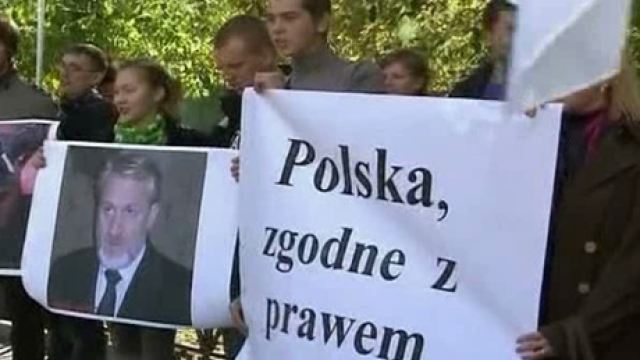 Снимка: Руски младежи протестираха срещу освобождаването на Ахмед Закаев