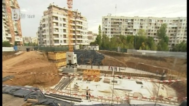 Снимка: Пореден строителен абсурд в София - бетон вместо детска площадка в „Младост” 4