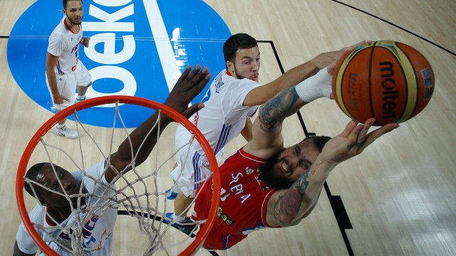 Снимка: След 12 г. Сърбия отново на финал на СП по баскетбол