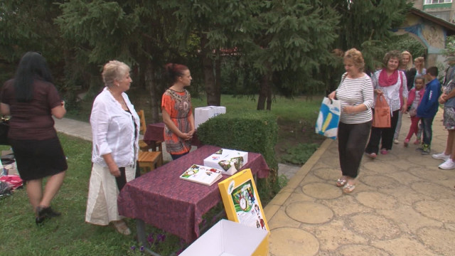 Снимка: Благотворителна акция „За още един ученик в клас