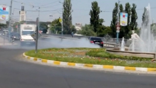 Снимка: Джигит събира фенове в социалните мрежи 