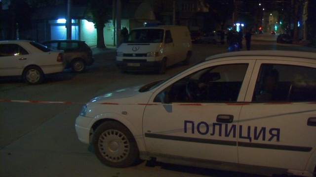 Снимка: Откриха опожарен джипа, с който са избягали крадците на инкасо автомобила в Плевен