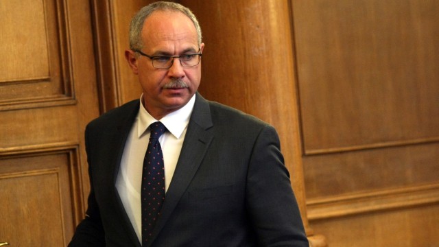 Снимка: Антон Тодоров подава оставка като депутат