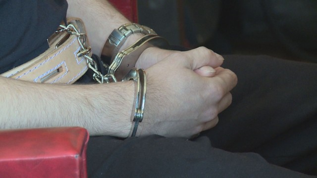 Снимка: По-тежка мярка: Разследваният за блудство с 2 деца в Лом отива в ареста 