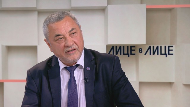 Снимка: Валери Симеонов: Бесен съм на прокуратурата, че поиска отстраняването на Ангел Попов