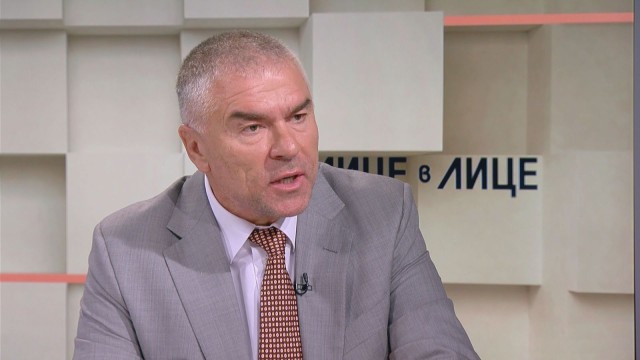 Снимка: Марешки: „Воля” не е срещу ЕС, а срещу това, че някой покани мигрантите