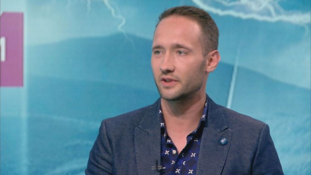 Снимка: Дарин Ангелов сам си прави каскадите в „Скъпи наследници”