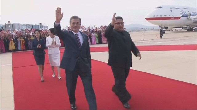 Снимка: Лидерите на Северна и Южна Корея обсъждат прекратяването на ядрената програма на Пхенян