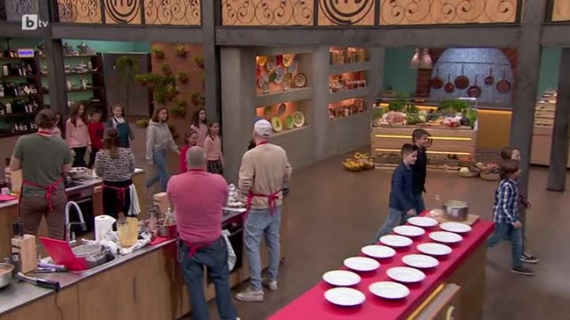 Хоби-готвачите посрещат малките големи гости на MasterChef