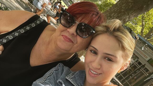 Снимка: Мария Бакалова към майка си: Обичам те безкрайно! Бъди ми здрава!