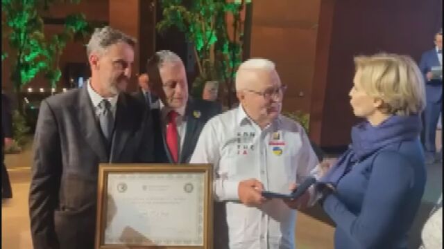 Снимка: Награда за европейски принос: Лех Валенса е носителят на отличието „Проф. Иван Шишманов“