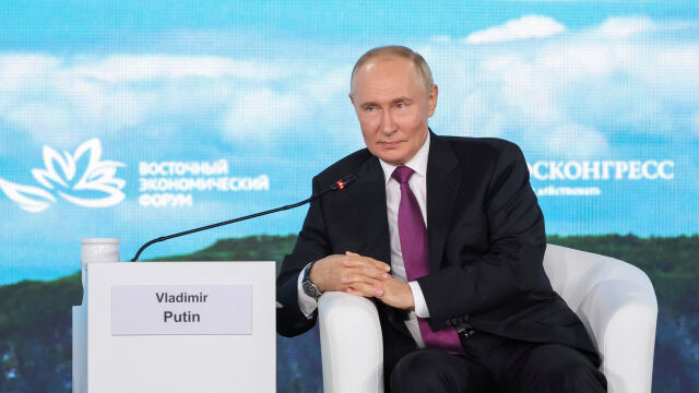 Снимка: Белият дом призова Путин да спре да се намесва в президентските избори в САЩ
