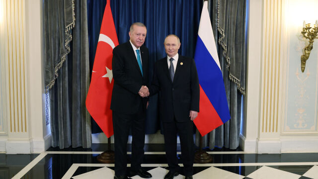 Снимка: Ердоган към Путин: Очакваме с нетърпение да Ви посрещнем - имаме искрени отношения