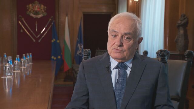 Снимка: Атанас Запрянов е разговарял със зам.-генералния секретар на НАТО