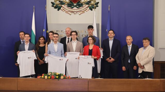 Снимка: Желязков: Институтът INSAIT вече носи слава на България