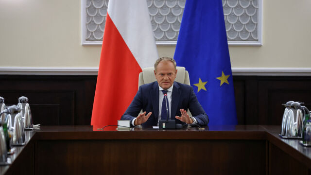 Полският премиер: Неутрализирахме дрон, летящ над правителствени сгради 