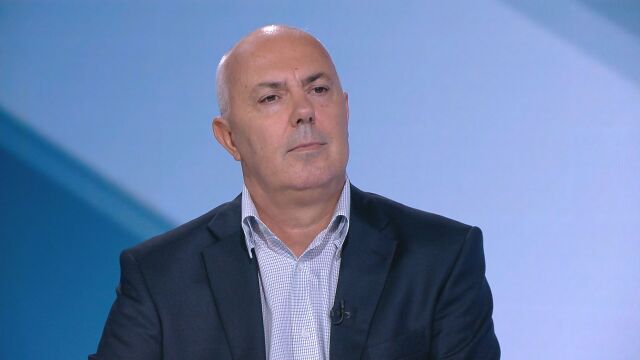 Бивш вътрешен министър сравни случая с полицейския шеф в Русе с филма „От нищо нещо“