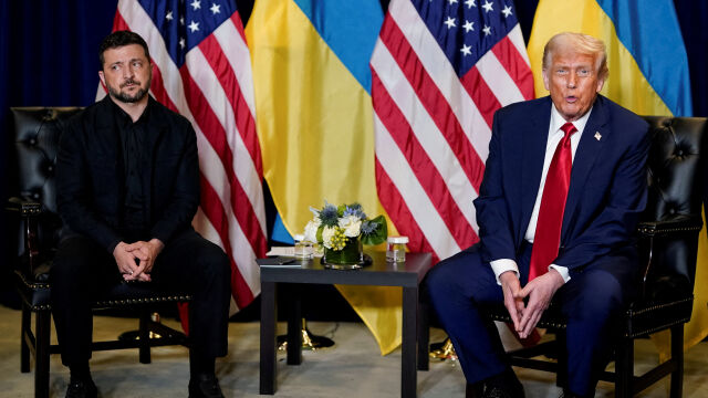 Снимка: Зеленски обсъди с Тръмп по телефона ПВО и руските удари по енергийната инфраструктура