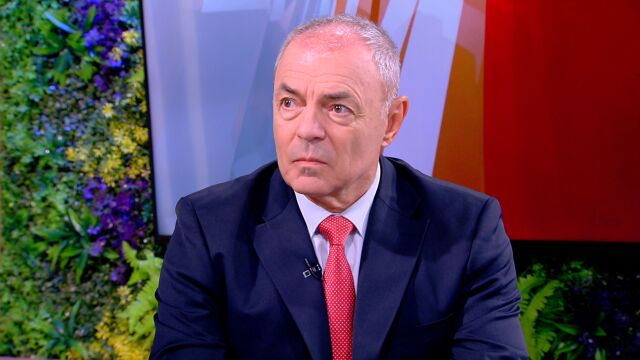 Снимка: Проф. Сергей Игнатов: Учениците са претоварени, трябва да променим начина на преподаване