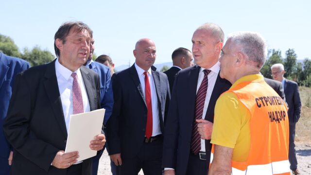 Румен Радев: Не можем повече да чакаме, трябва час по-скоро да имаме магистрали