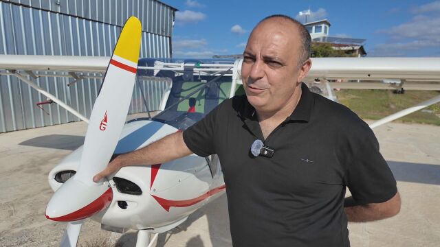 От нива до авиомузей: Как един полицай построи летище в село Болярци и събра 8 самолета